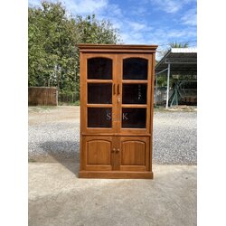 ตู้หนังสือล่างทึบ สูง 1.8 ม.