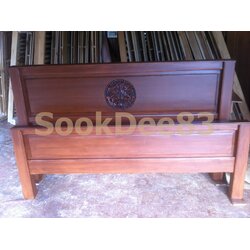 เตียงหัวตัด แกะลาย (สีสัก)