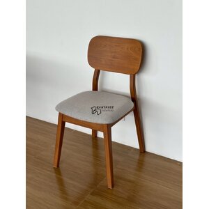 เก้าอี้ไม้สัก