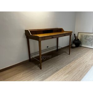 โต๊ะทำงานไม้สัก