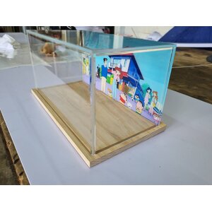 กล่องโมเดลอะคริลิคชินจัง