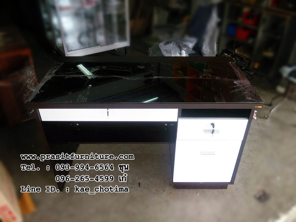 โต๊ะทำงานขนาด 120 ซม. หน้ากระจก รุ่น TB-122