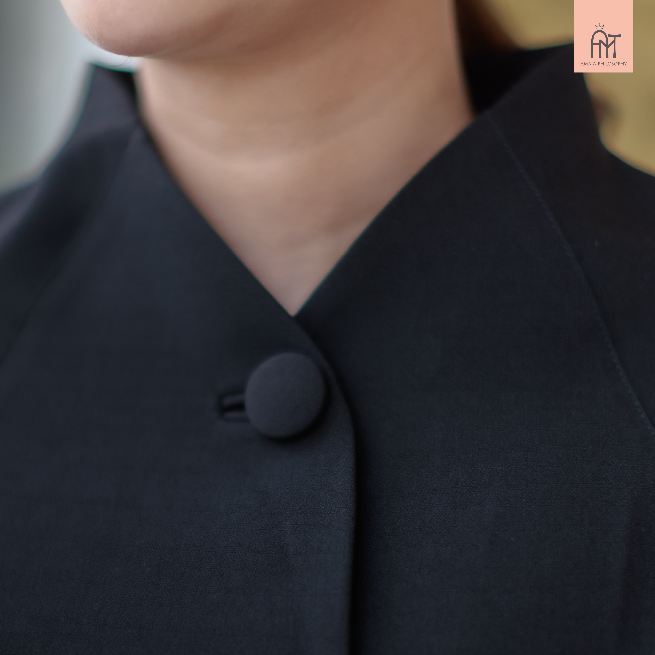 AMATA เสื้อ BOARDWAY สีครีมเบจ