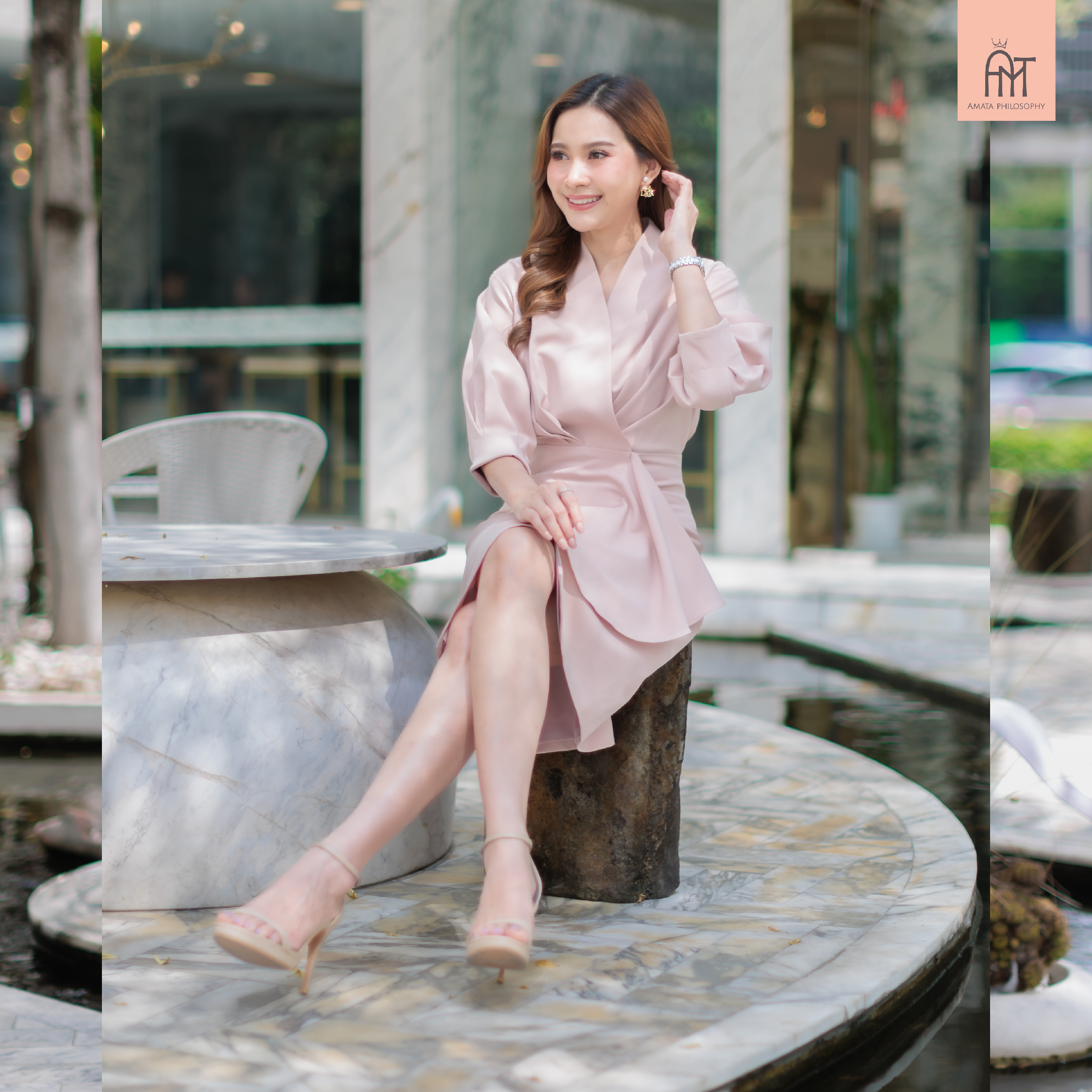 AMATA เดรส Ms. Holmes ชมพู