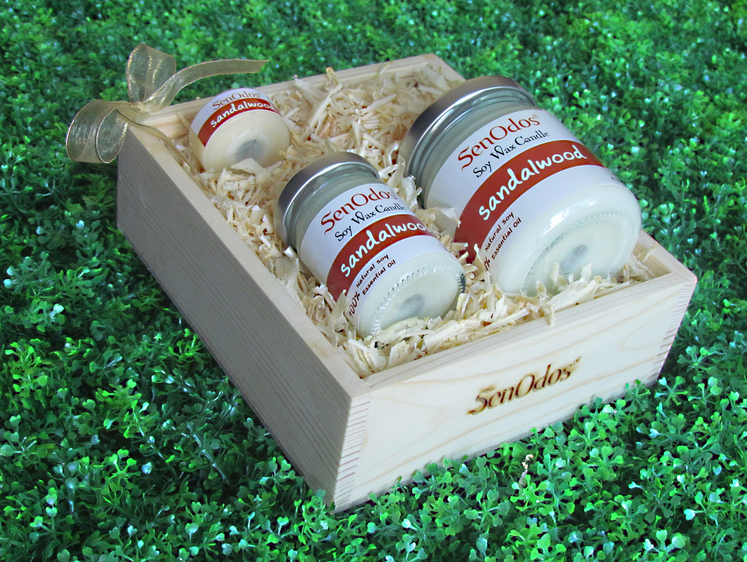 SenOdos Lover Set ชุดของขวัญ ชุดกิ๊ฟเซ็ต Gift Set เทียนหอม อโรม่า Sandalwood Scented Soy Candle Aroma Set ชุดเทียนกลิ่นไม้จันทน์หอมแท้ บรรจุในกล่องไม้สน รูปทรงเหลี่ยม สวยงาม คุณภาพดี นำเข้าจากนิวซีแลนด์