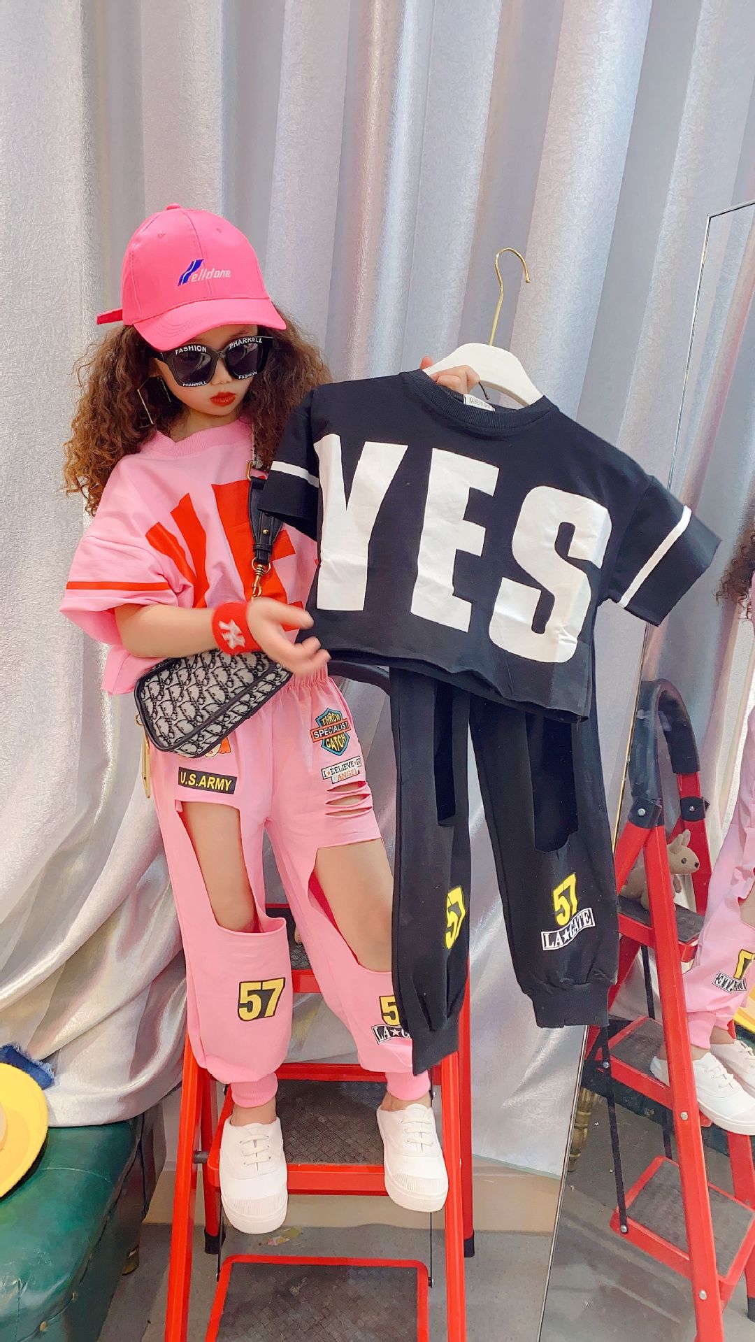 GS18/🦄พร้อมส่ง🦄ชุดเด็กผู้หญิง เซท2ชิ้นแนวนี้เสื้อสกรีน YEs กางเกงแต่งขาด เท่ๆเลย--