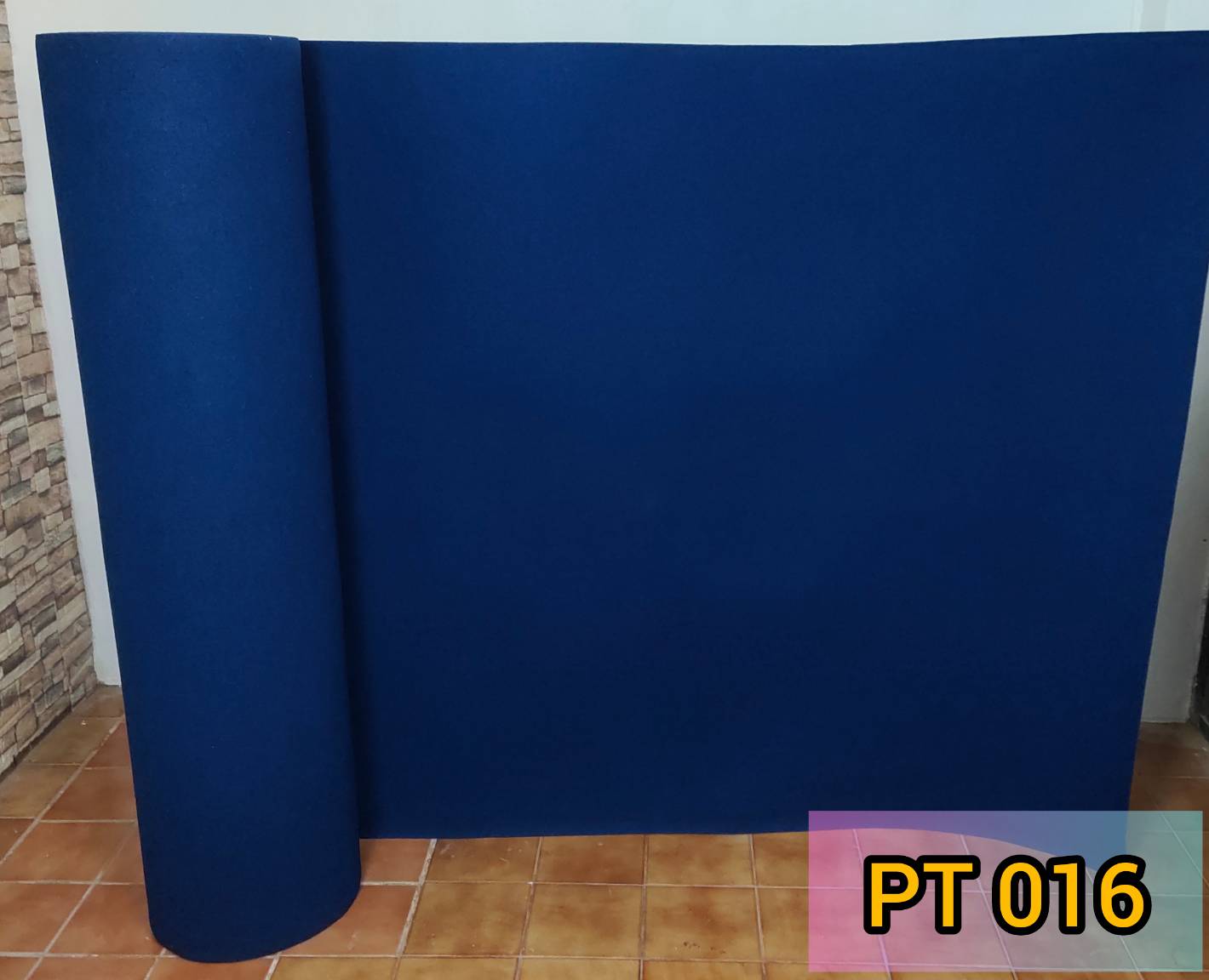 พรมอัดเรียบ สีน้ำเงินเข้ม (น้ำเงินปนดำ) รุ่น PT หนา 4 มิล กว้าง 1.5 เมตร