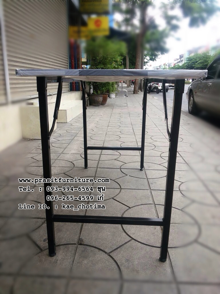 โต๊ะพับหน้าขาว ผิวเมลามีน ขาสีดำ