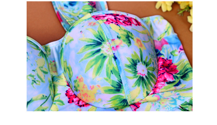 ชุดว่ายน้ำวันพีชโทนสีฟ้า ลายดอกไม้สวยสดใส หวานปนเซ็กซี่ ส่งฟรี ems