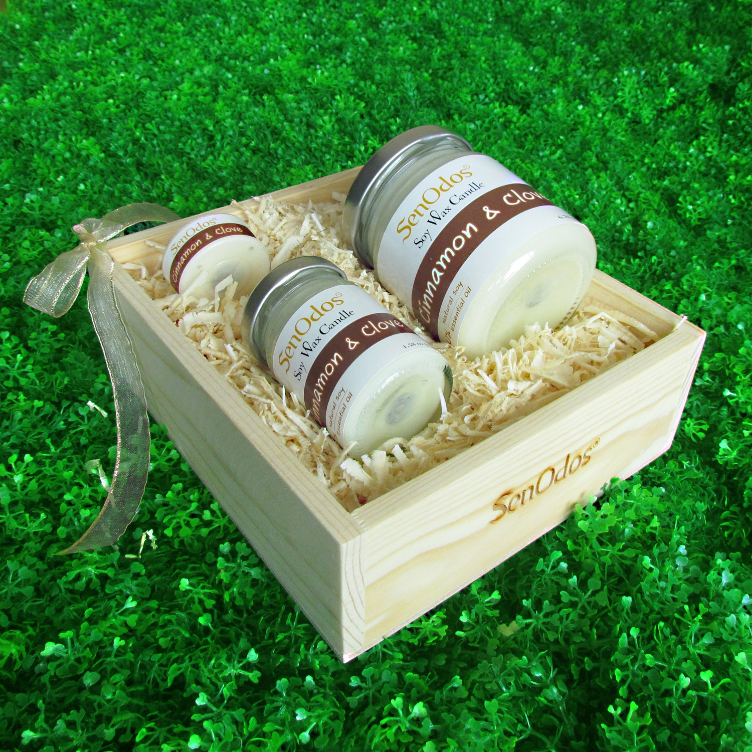 SenOdos Lover Set ชุดของขวัญ ชุดกิ๊ฟเซ็ต Gift Set เทียนหอม อโรม่า Cinnamon + Clove Scented Soy Candle Aroma Set ชุดเทียนหอมกลิ่นชินนามอน + โคลฟว บรรจุในกล่องไม้สน รูปทรงเหลี่ยม สวยงาม คุณภาพดี นำเข้าจากนิวซีแลนด์