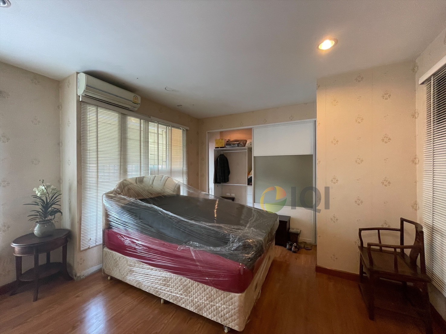 ขายทาวน์โฮม 3 ชั้น บ้านกลางเมือง บริติช ทาวน์ ศรีนครินทร์ แนวรถไฟฟ้าสายสีเหลือง