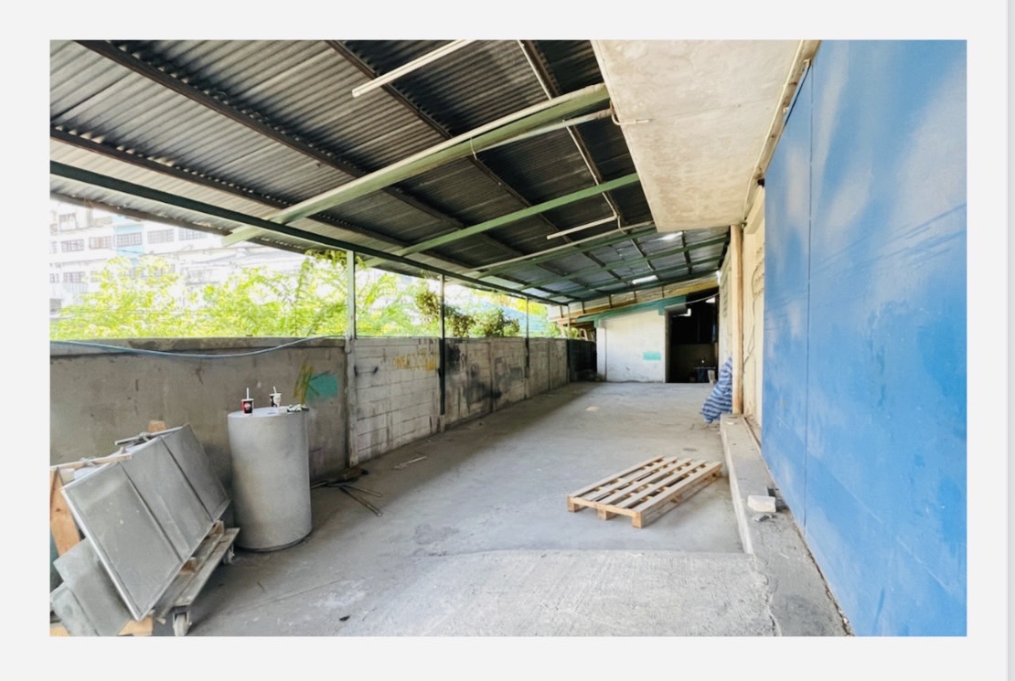 ขายโกดังและโรงงาน ซอยรามอินทรา 127 ใกล้ตลาดมีนบุรี