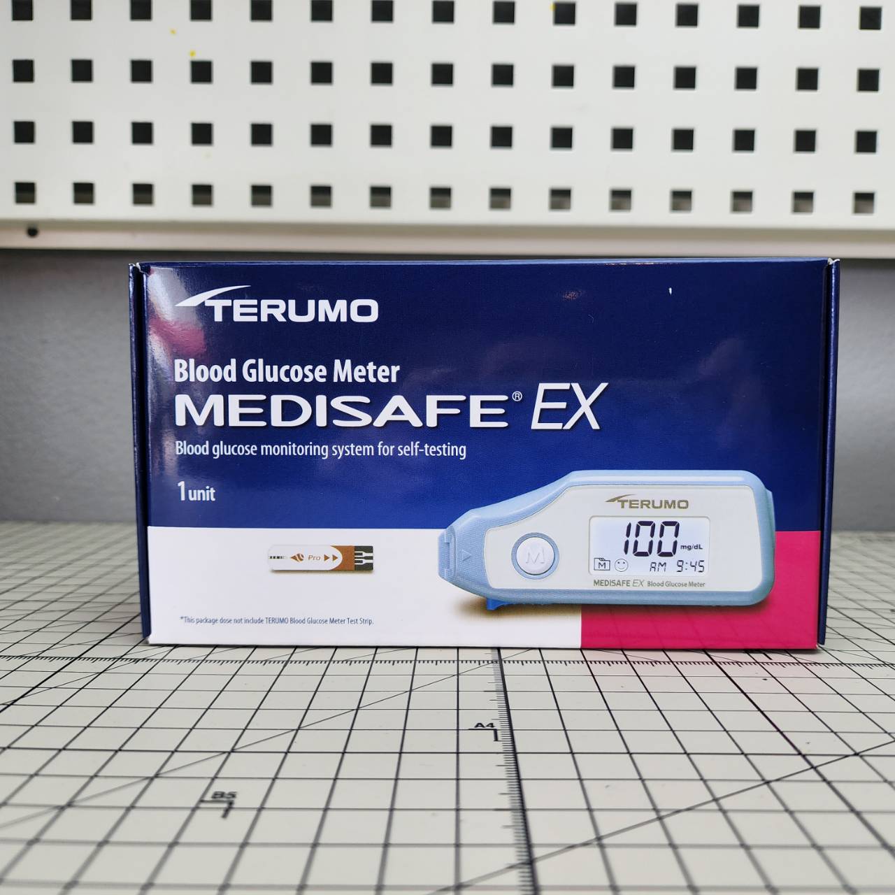 เครื่องตรวจน้ำตาล TERUMO MEDISAFE EX + กระเปาะและเข็มตรวจ 30 ชุด