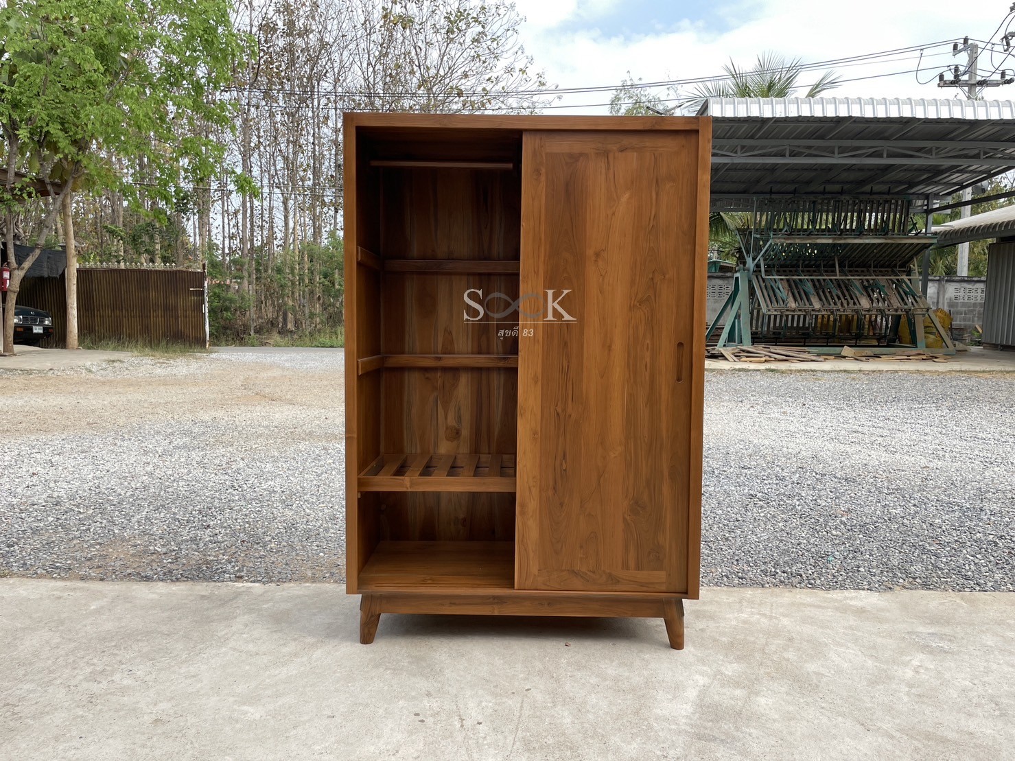 ตู้เสื้อผ้าบานสไลด์โมเดิร์น มีขา สูง 1.8 ม.