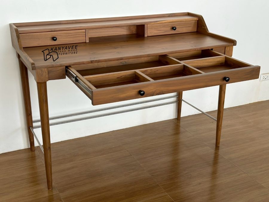 โต๊ะทำงานไม้สักสไตล์มินิมอล สีวอลนัท