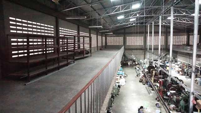 ขายถูก โรงงาน เนื้อที่ 602ตรว. ใกล้เพชรเกษม สาธารณูปโภคครบ มีใบรง.4 พร้อมเข้าอยู่และทำงานทันที