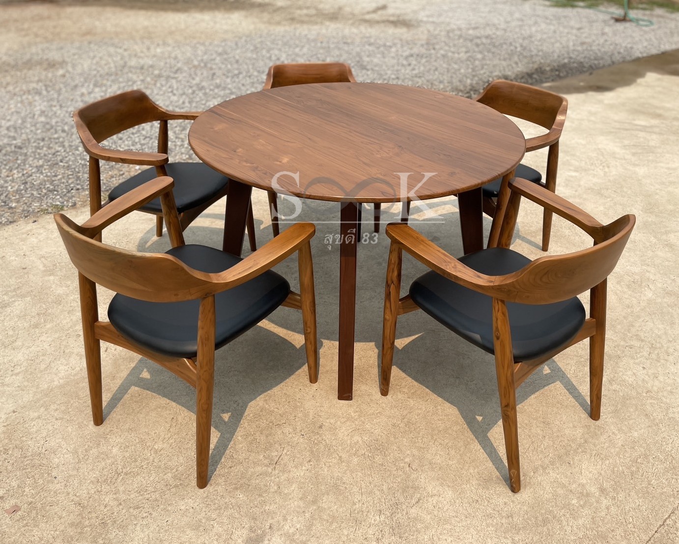 ชุดโต๊ะกลมอะเมซอน เก้าอี้ฮิโรชิมา