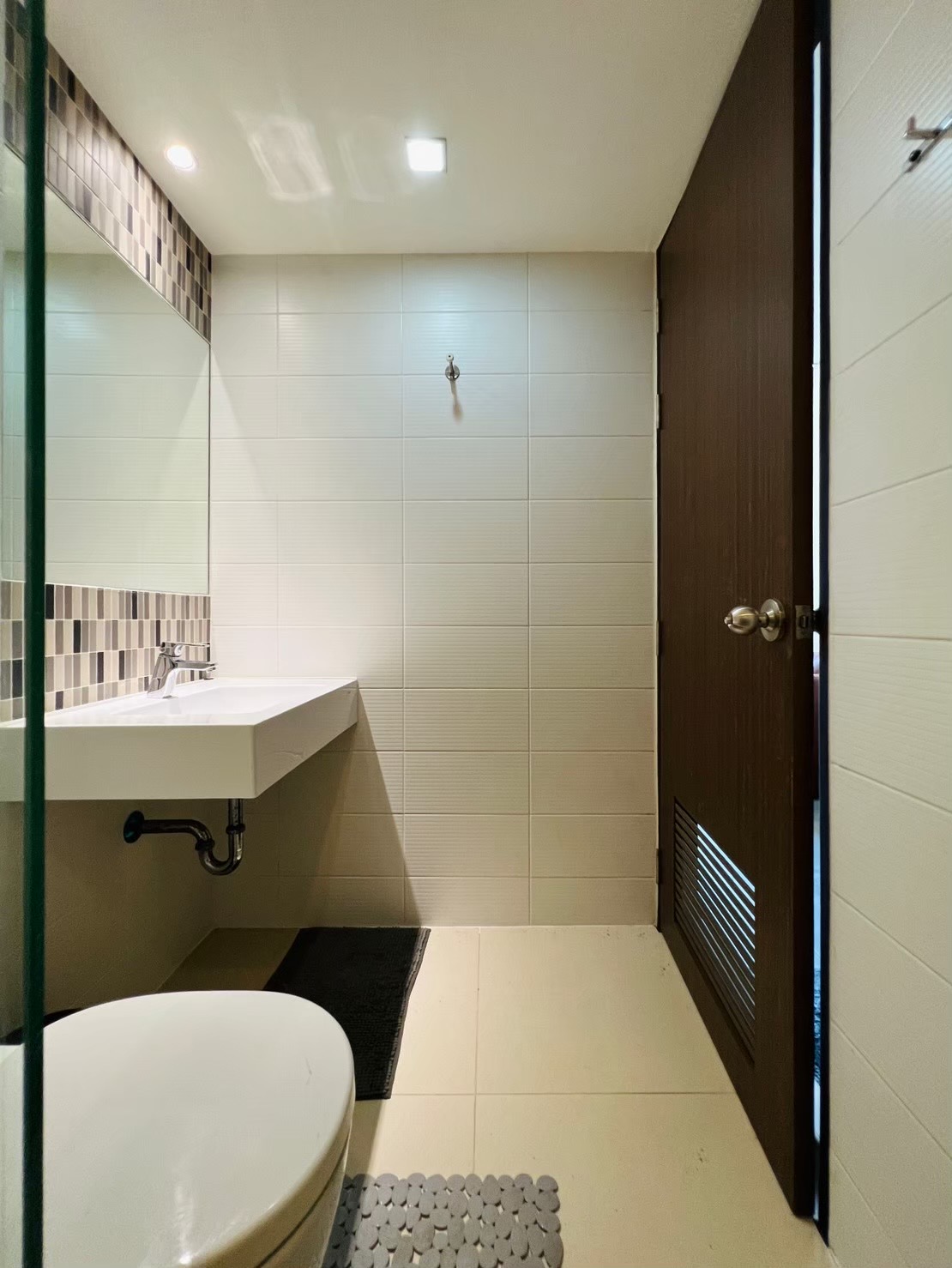 ขายคอนโด Beyond Sukhumvit บียอนด์ สุขุมวิท