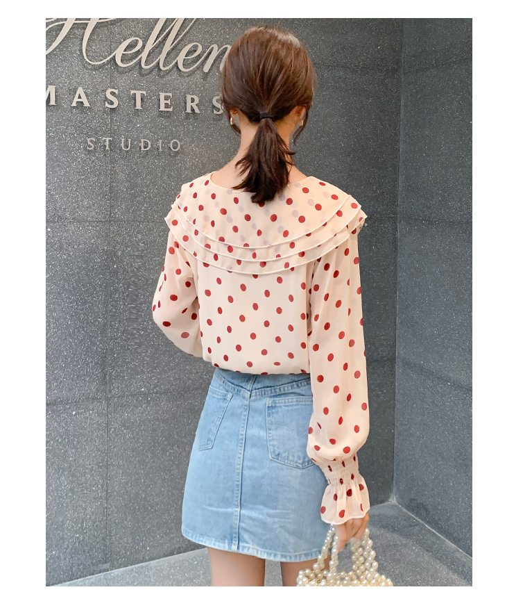 เสื้อสีครีมลายจุดสีแดง เสื้อใส่ทำงานสวยๆๆ ส่งฟรี ems