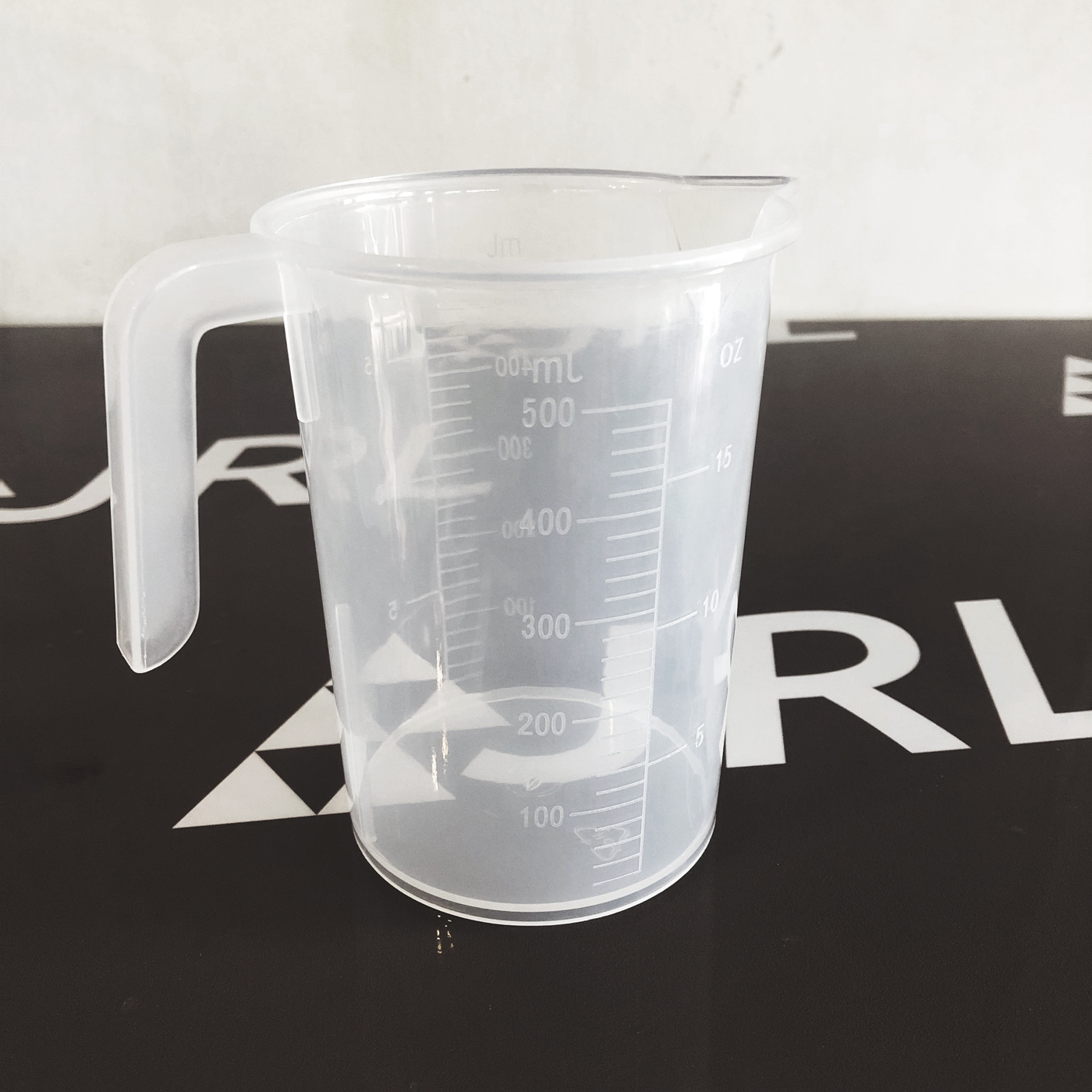 เหยือกมีขีดบอกปริมาตร ขนาด 500 มล. จำนวน 4 ชิ้น