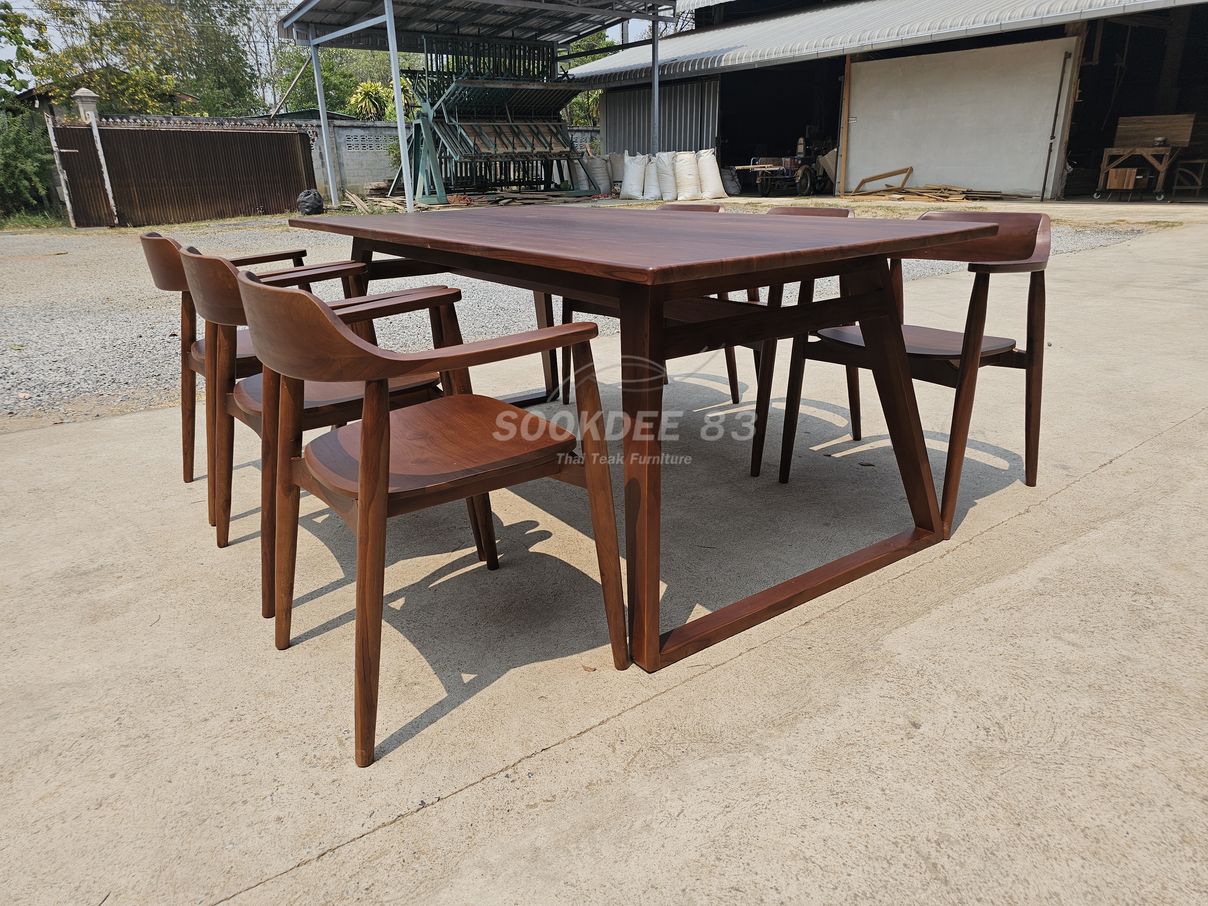 ชุดโต๊ะกินข้าวขายูเฉียง เก้าอี้ฮิโรชิมา 6 ตัว (สีสัก)