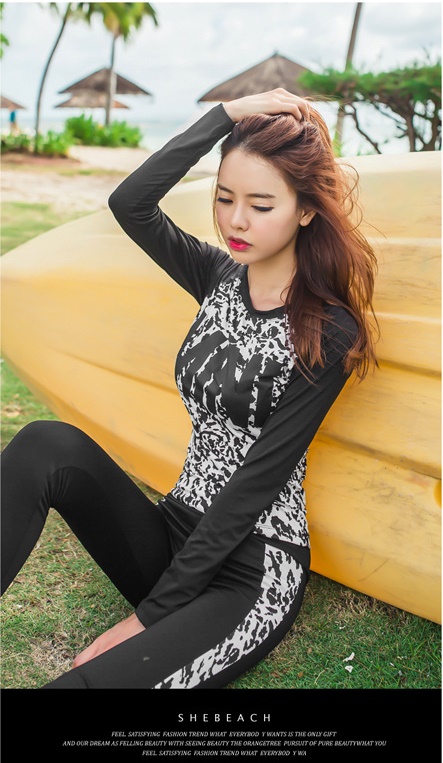 ชุดว่ายน้ำแบบสปอร์ต ชุดว่ายน้ำแขนยาวขายาว สีดำ ส่งฟรี ems