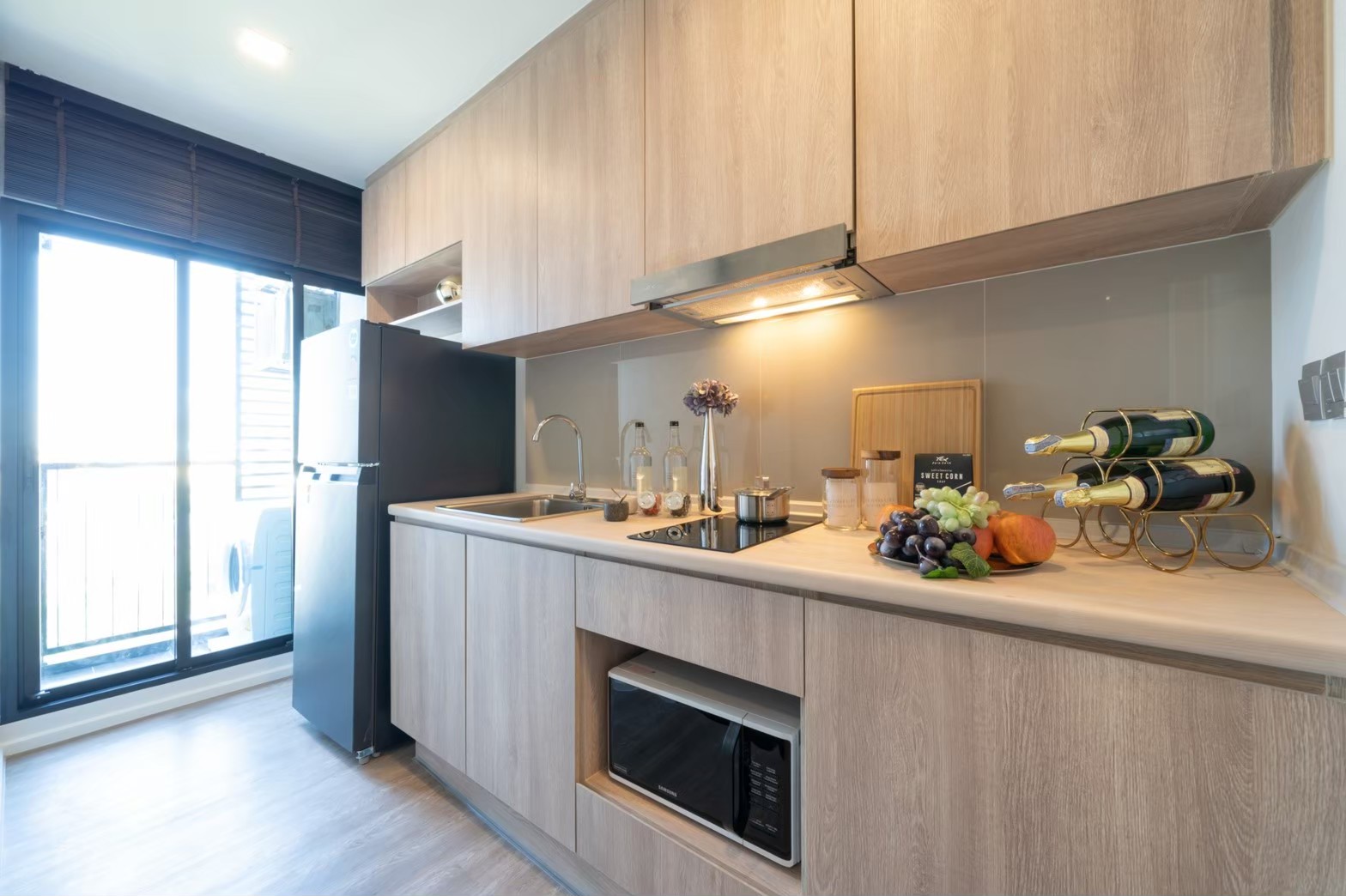 ขายคอนโดใหม่ โมดิซ สุขุมวิท 50 ขนาด 1 ห้องนอน exclusive