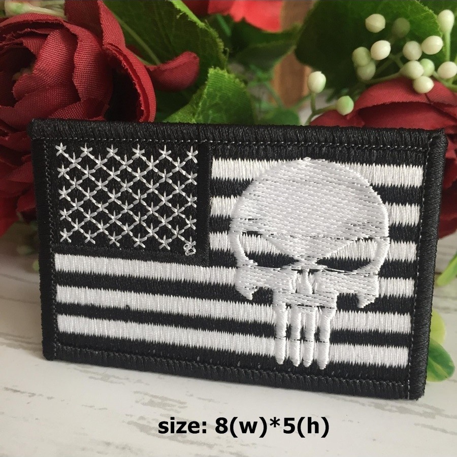 กะโหลก Punisher ตัวรีดติดเสื้อ อาร์มรีด อาร์มปัก ตกแต่งเสื้อผ้า หมวก กระเป๋า แจ๊คเก็ตยีนส์ Dark Embroidered Iron on Patch