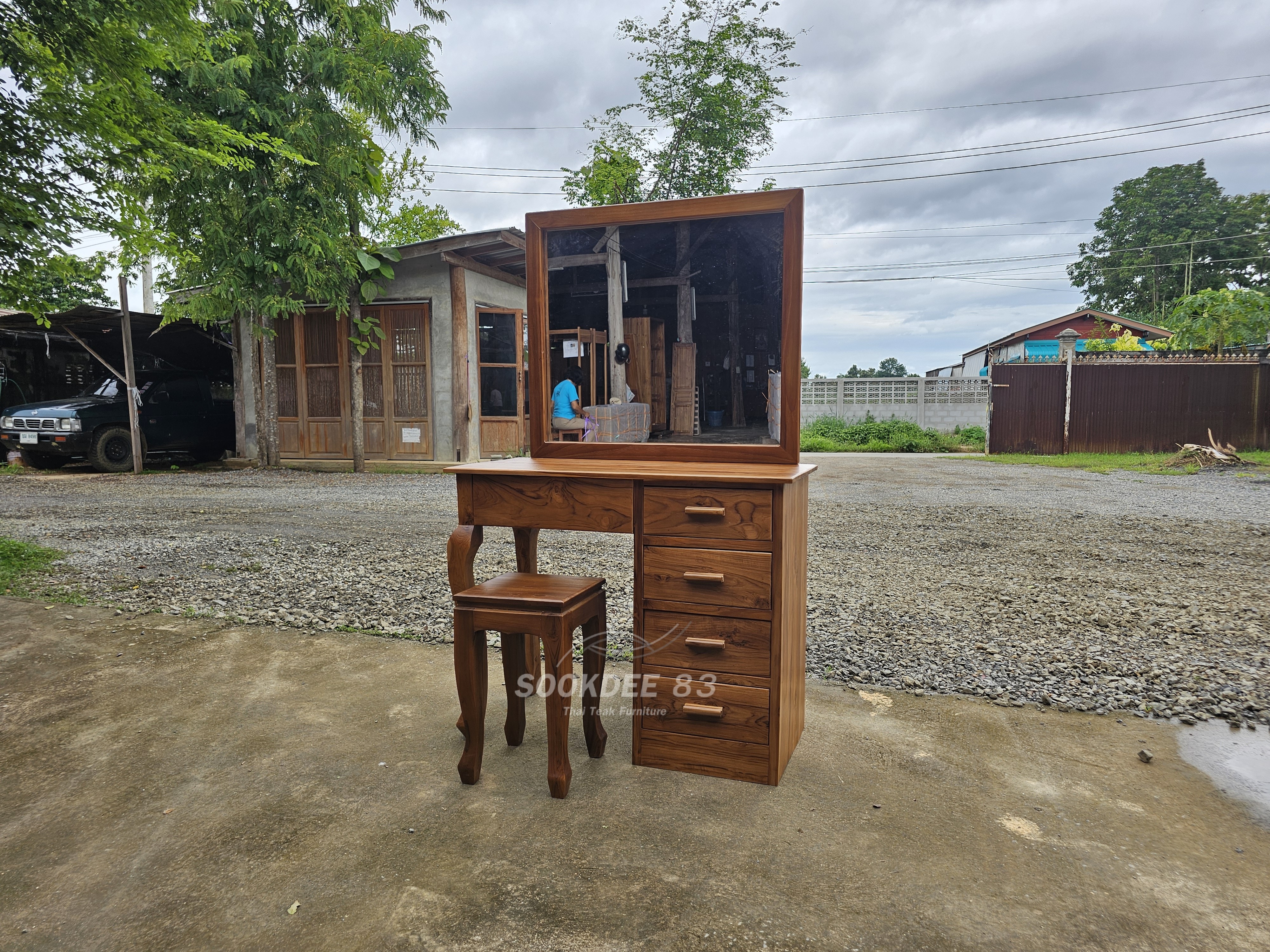 โต๊ะเครื่องแป้งขาหลุยส์ลิ้นชักข้าง