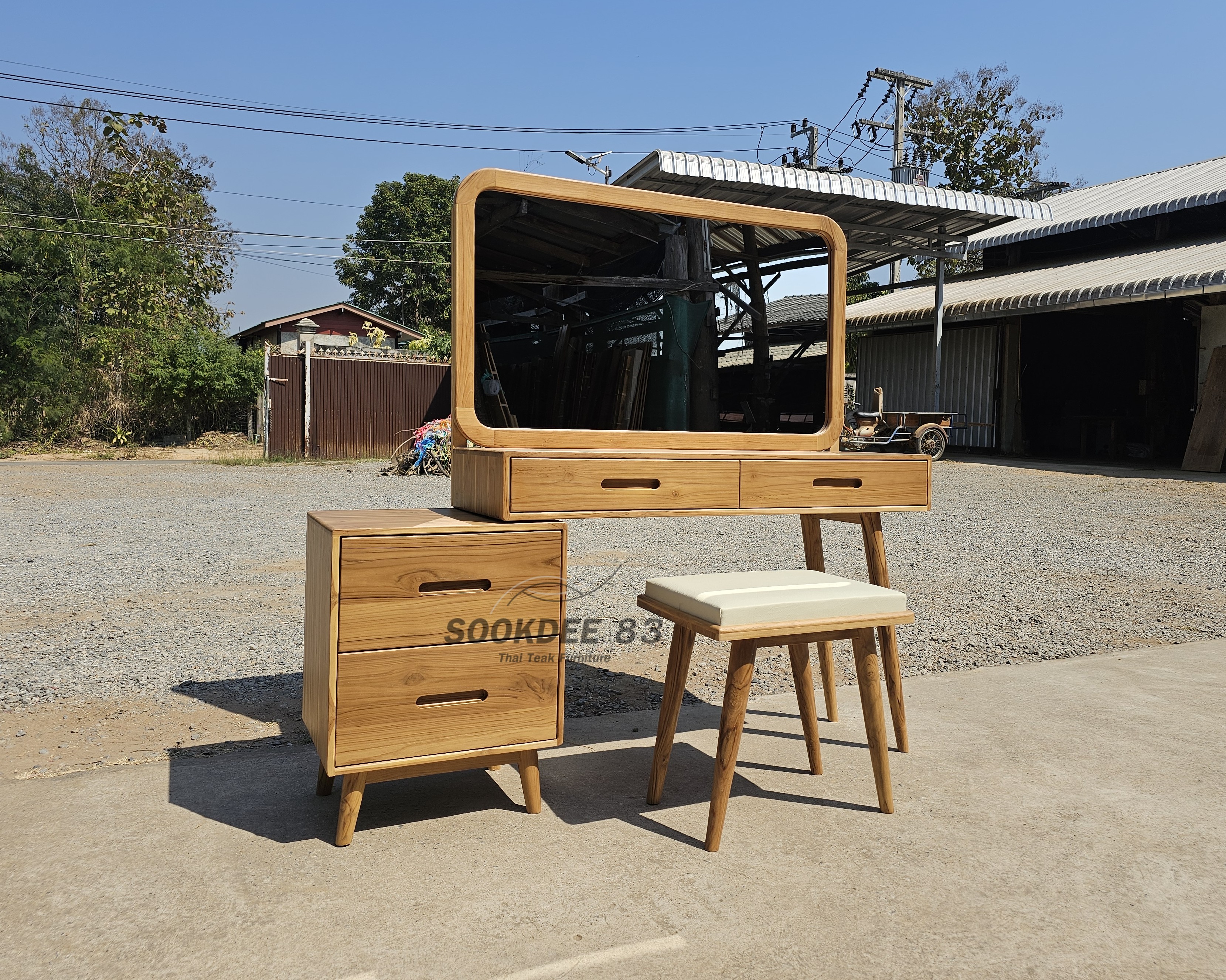 โต๊ะเครื่องแป้งมินิมอลผสมตู้ลิ้นชัก (สีสัก)