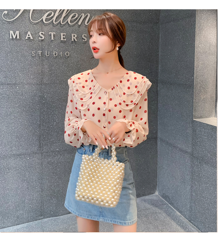 เสื้อสีครีมลายจุดสีแดง เสื้อใส่ทำงานสวยๆๆ ส่งฟรี ems