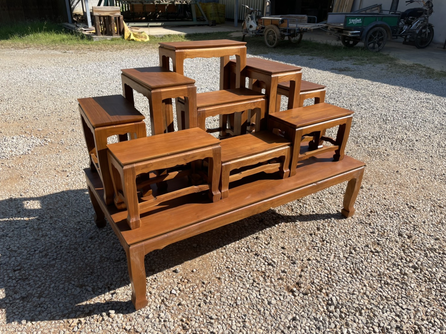 โต๊ะหมู่บูชา หมู่ 9 x 9 นิ้ว