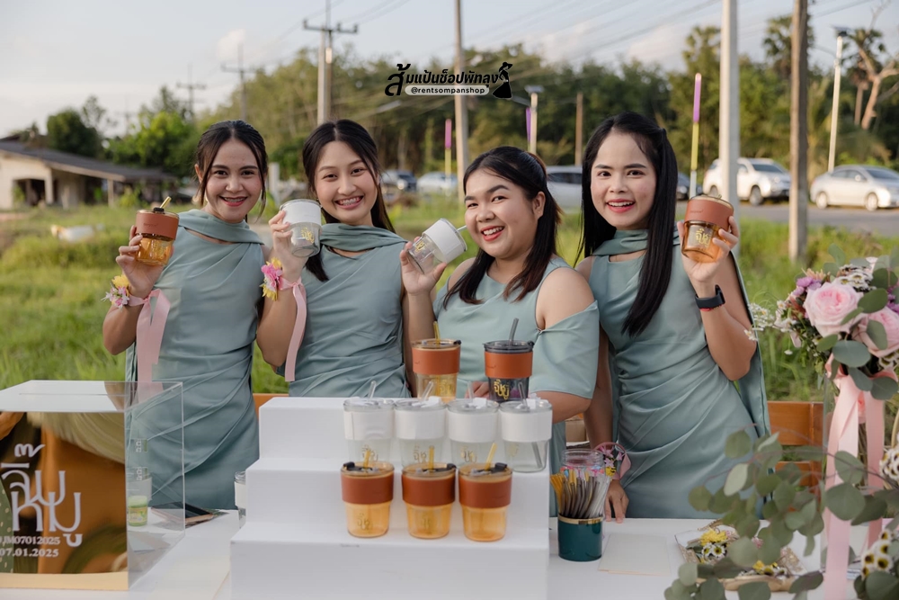 ชุดเพื่อนเจ้าสาว ชุดไปงานแต่งงาน ธีมงานสีเขียวพาสเทล งานแต่งงานธีมสีเขียวพาสเทล