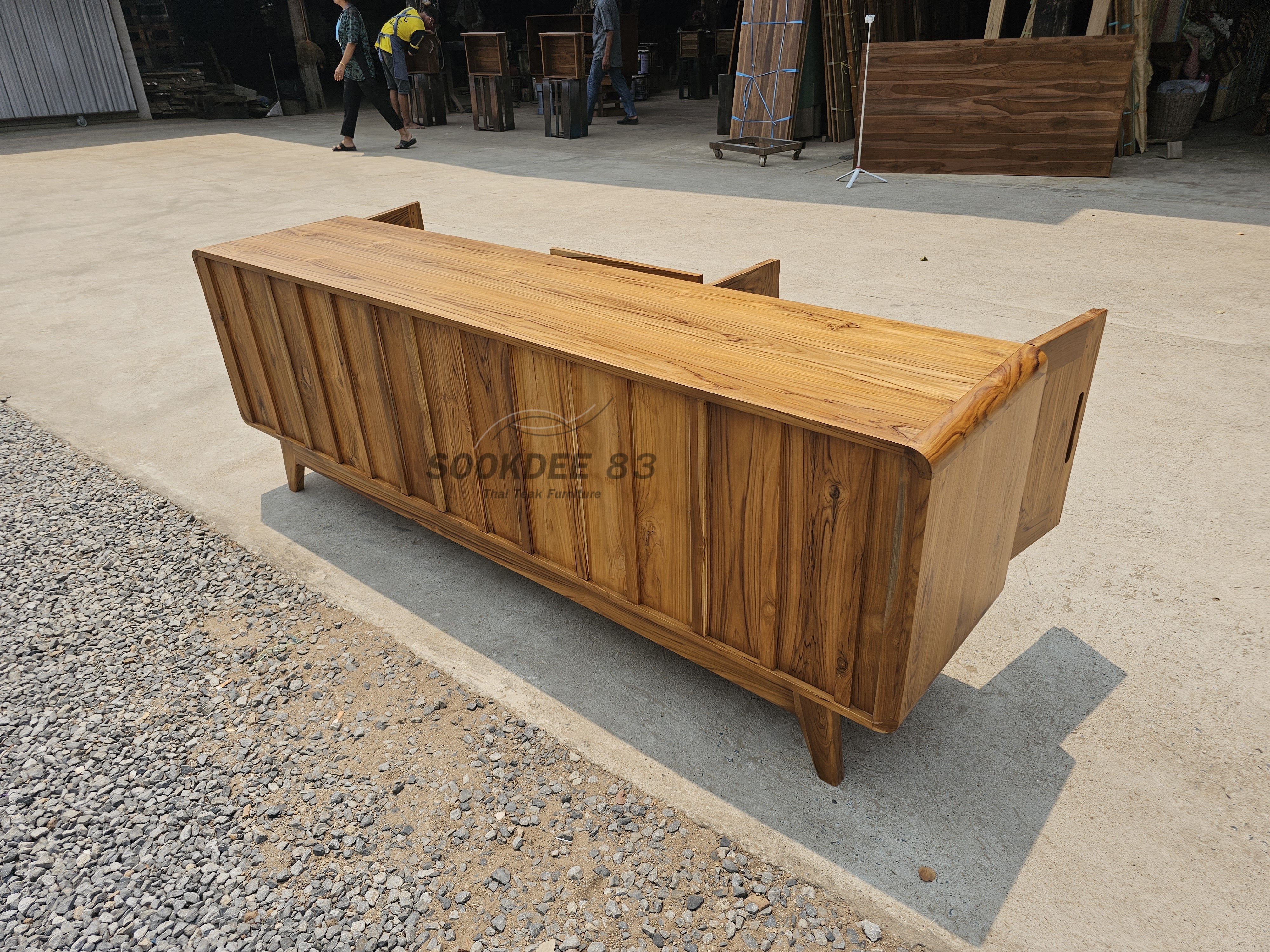 ชั้นวางทีวีบานเรียบ