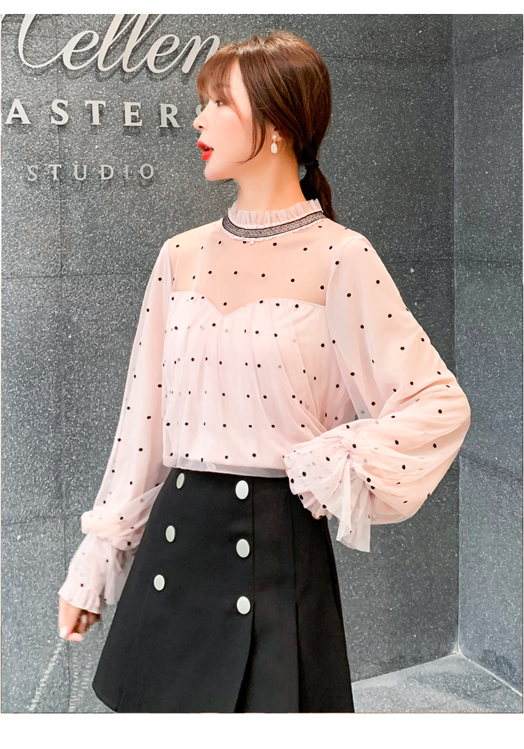 เสื้อสีชมพูอ่อน ลายจุดเล็กๆๆสีดำ เสื้อใส่ทำงานสวยๆๆ ส่งฟรี ems