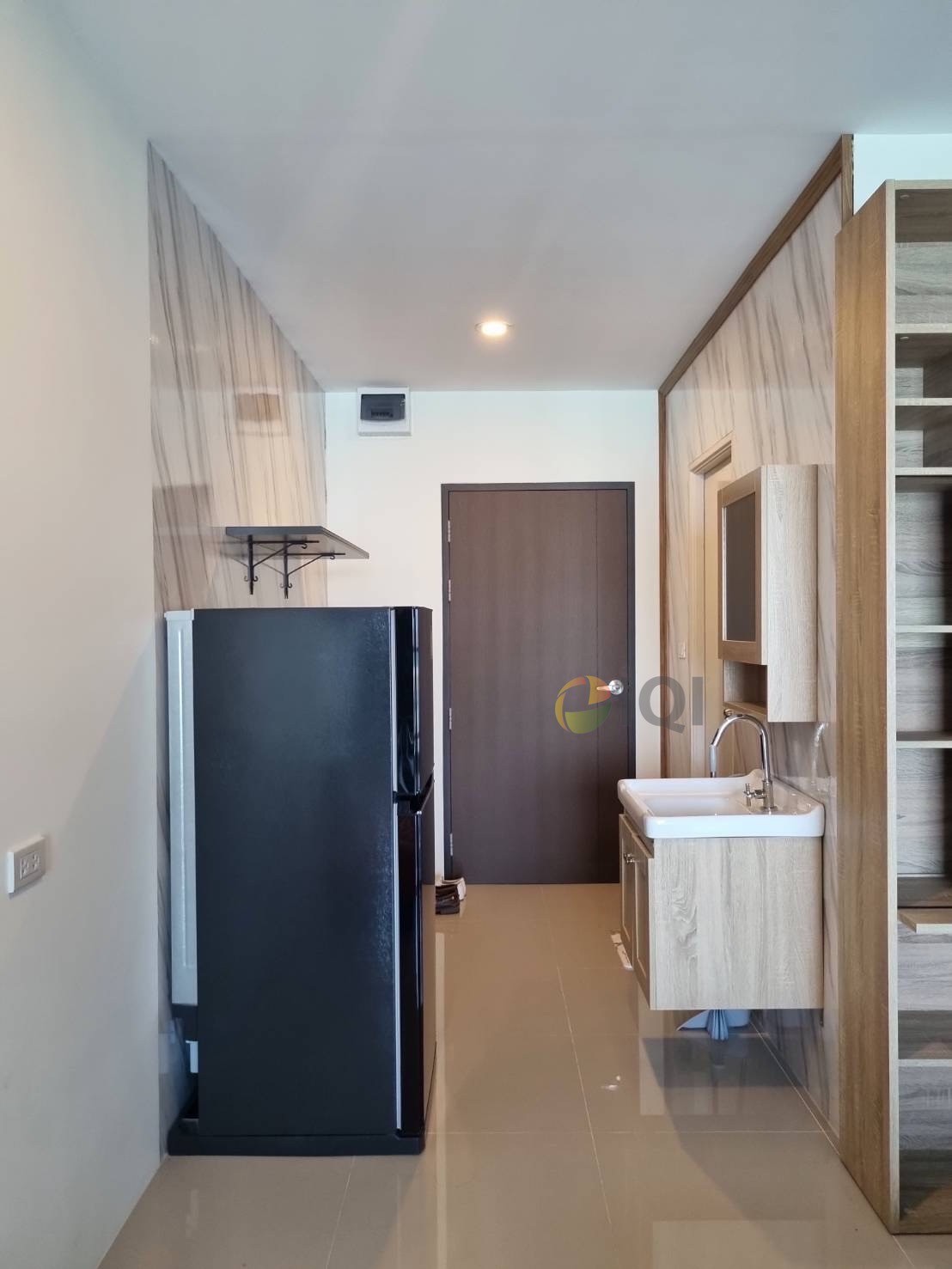 ขายคอนโด Asakan Place Srinakarin ติดถนนใหญ่ศรีนครินทร์-พัฒนาการ ใกล้รถไฟฟ้า3 สาย