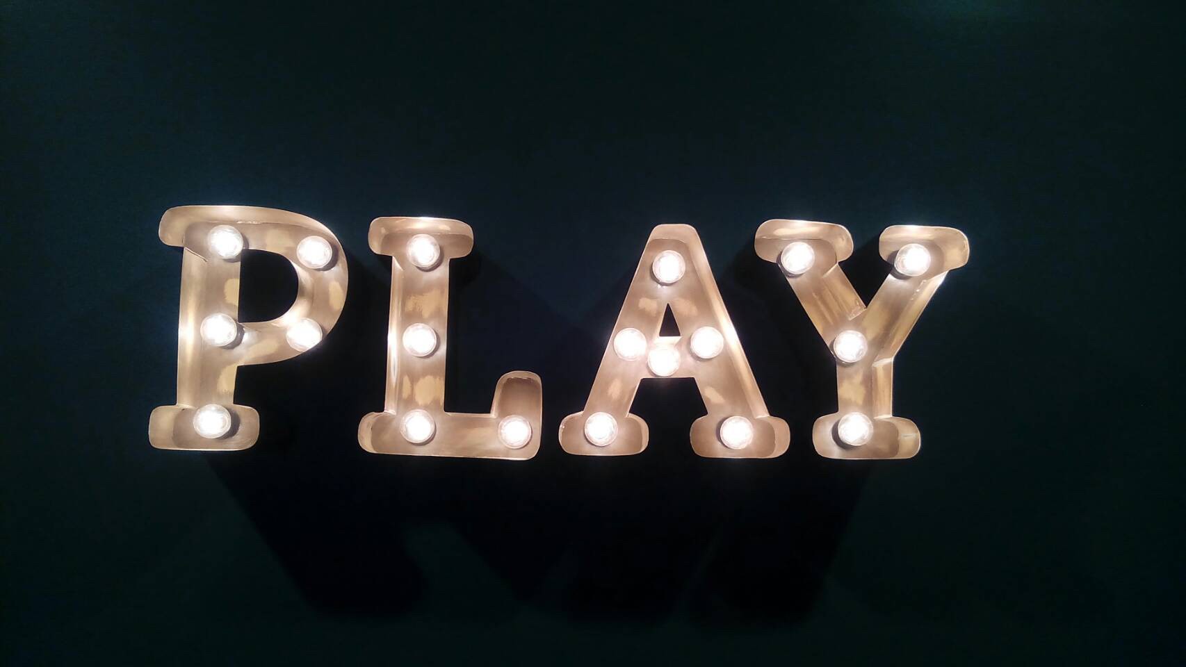 ป้ายไฟปิงปอง