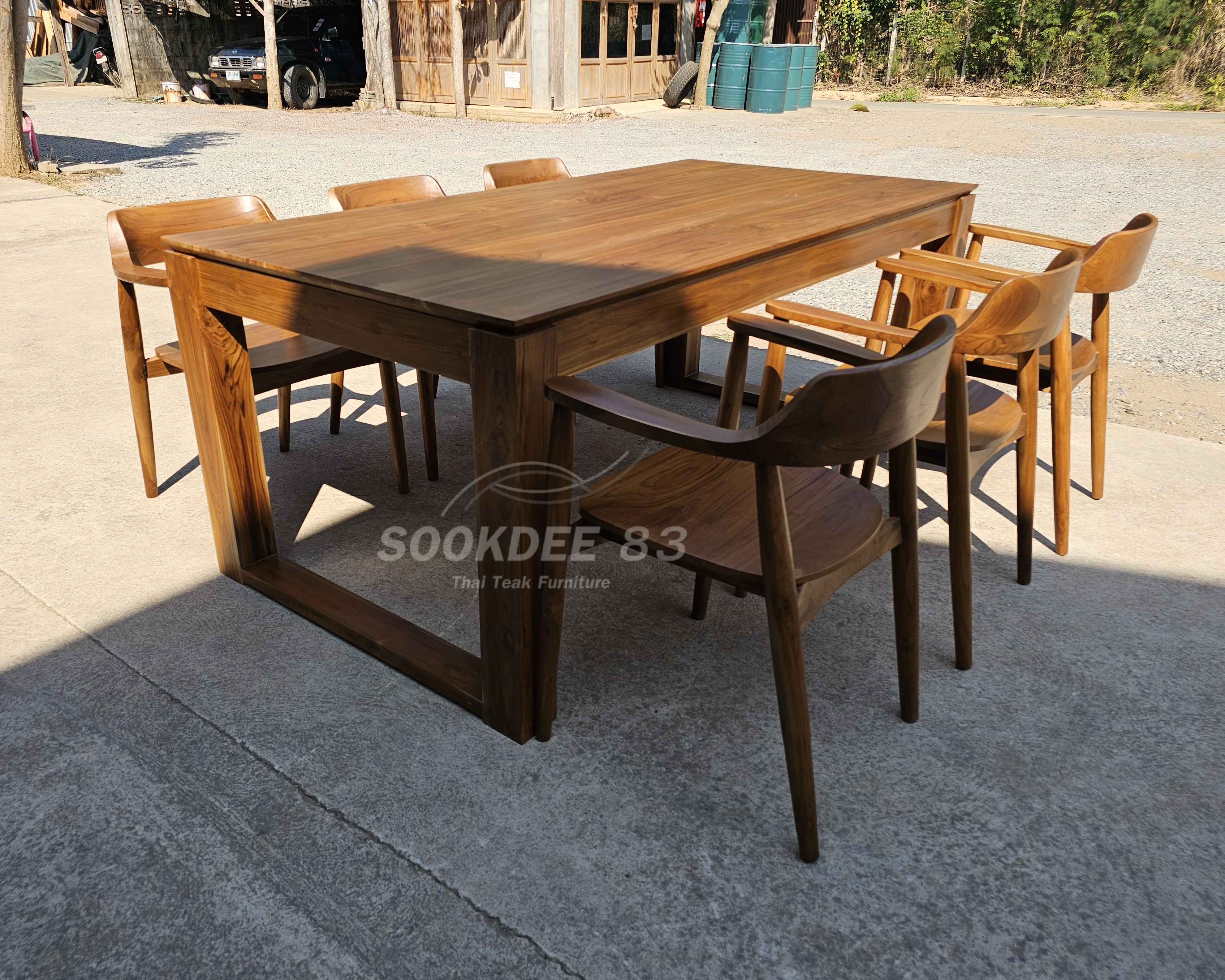 ชุดโต๊ะกินข้าวขายูใหญ่ ท๊อปปากฉลาม เก้าอี้ฮฮิโรชิมา