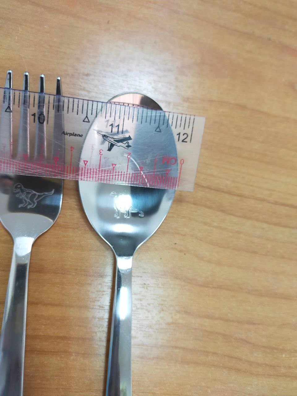 JAGUAR ช้อน-ส้อมเด็ก สแตนเลส หนา 1.8 มม. ยาว 16 ซม. ตราจากัวร์ ปั้มรูปไดโนเสาร์ (กล่องละ 12 คู่)