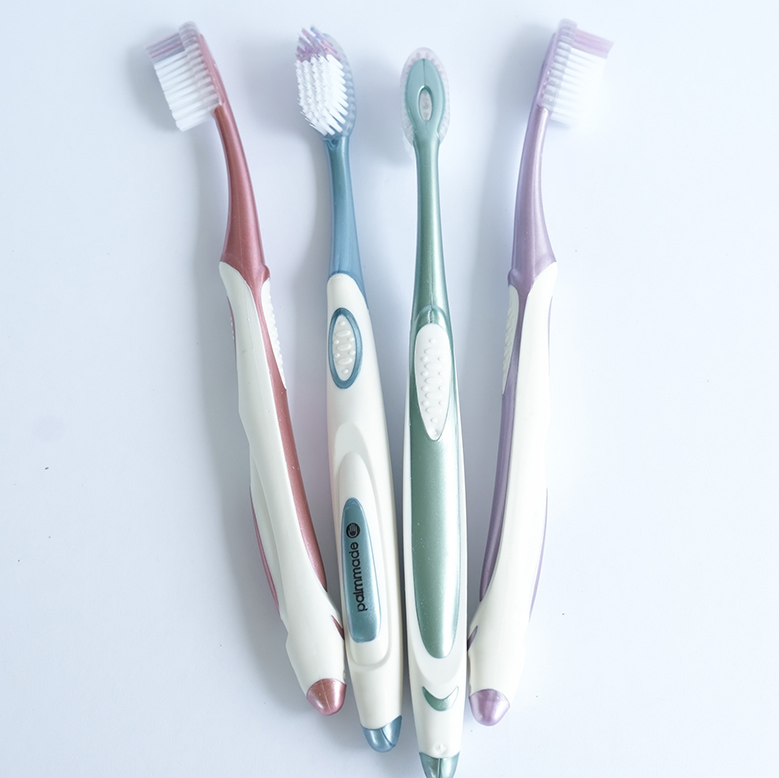 19072-แปรงสีฟัน ริชชี่ อารีก้า ปาล์ม (12 ชิ้น)