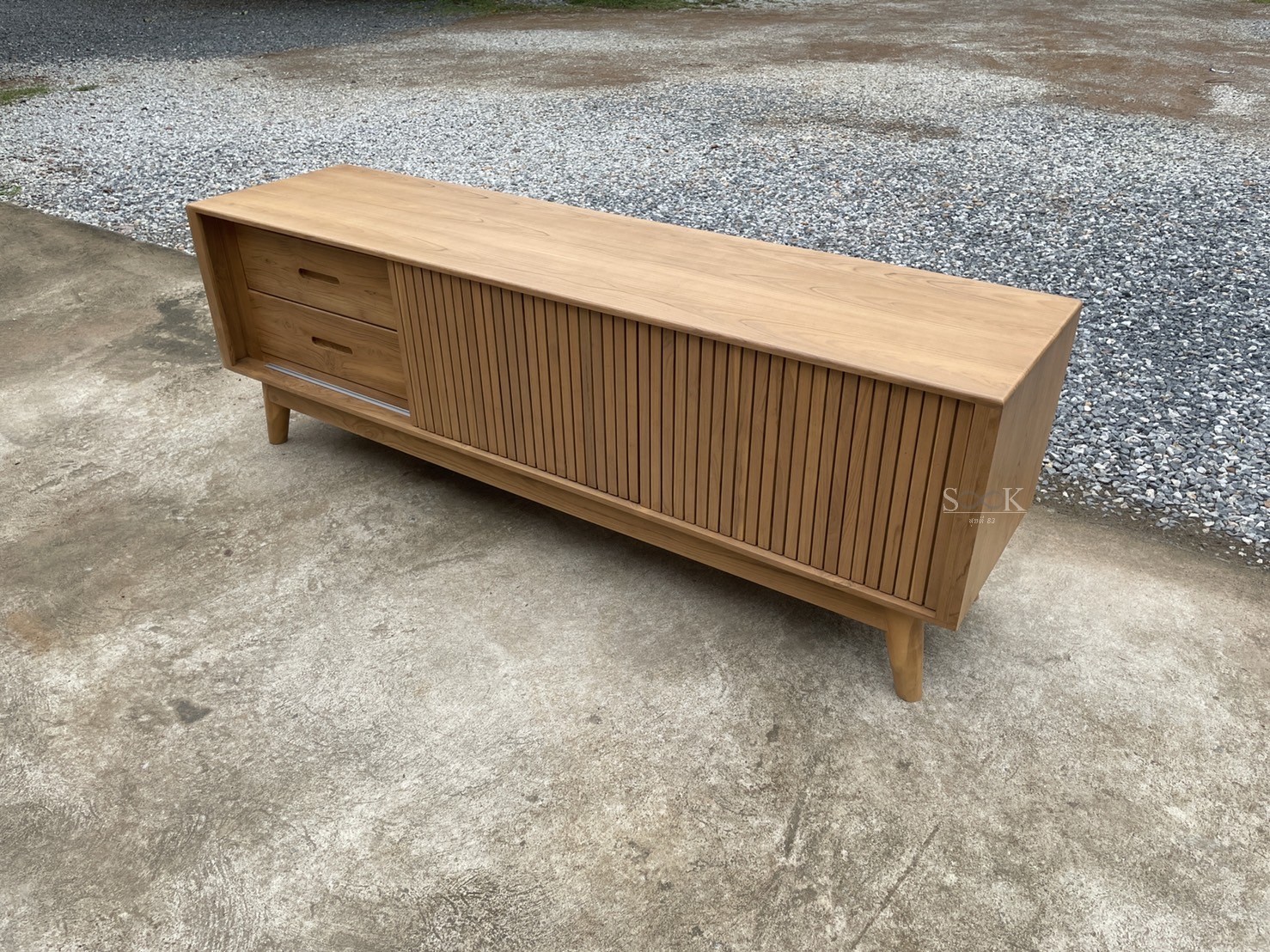 ไซด์บอร์ดบานสไลด์ซี่แบน 2 ลิ้นชัก (สีสัก)