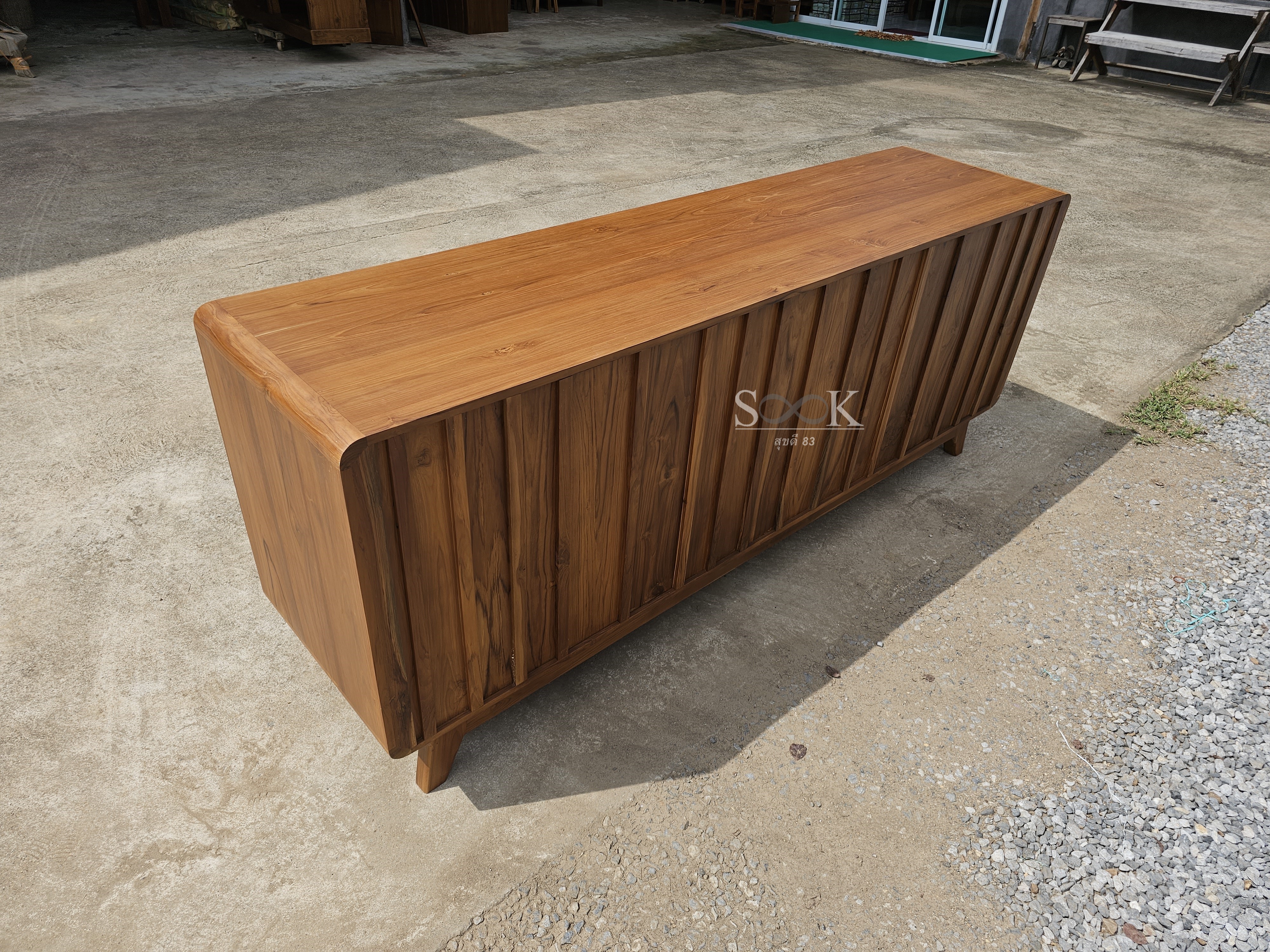 ชั้นวางทีวีแคปซูลบานบาหลี