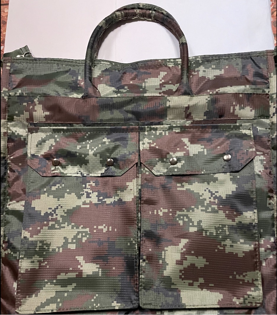 กระเป๋าซิปรอบ กระเป๋าทหาร ขนาดใหญ่ (18x18 นิ้ว)