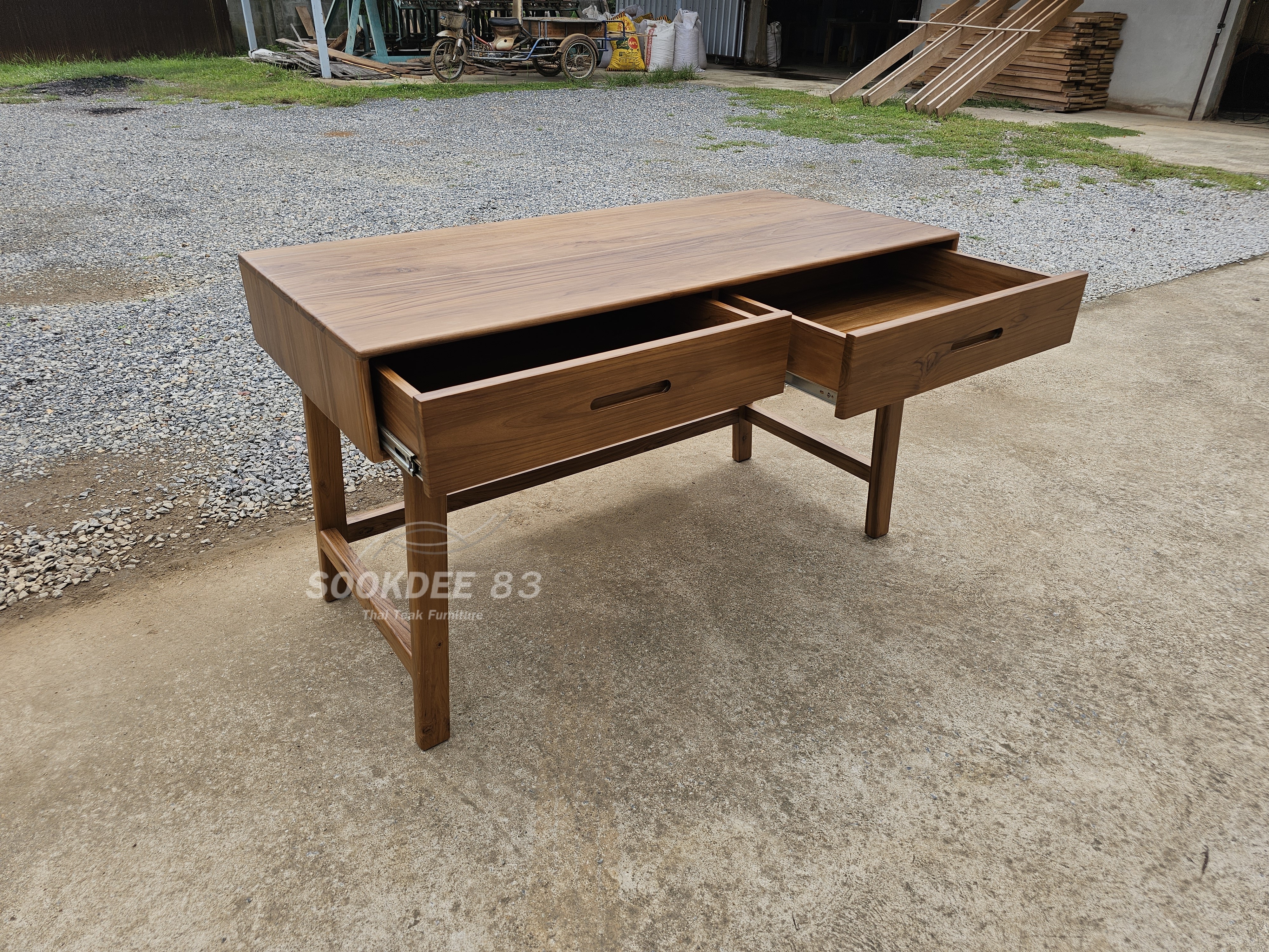 โต๊ะทำงานสไตล์มินิมอล 1.50 ม.