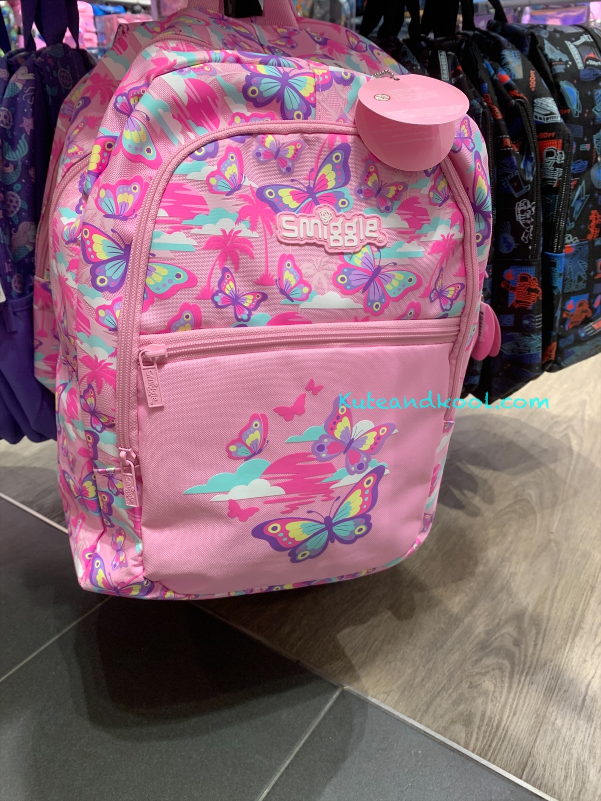 กระเป๋าสะพาย เป้ smiggle Backpack- -ผีเสื้อ