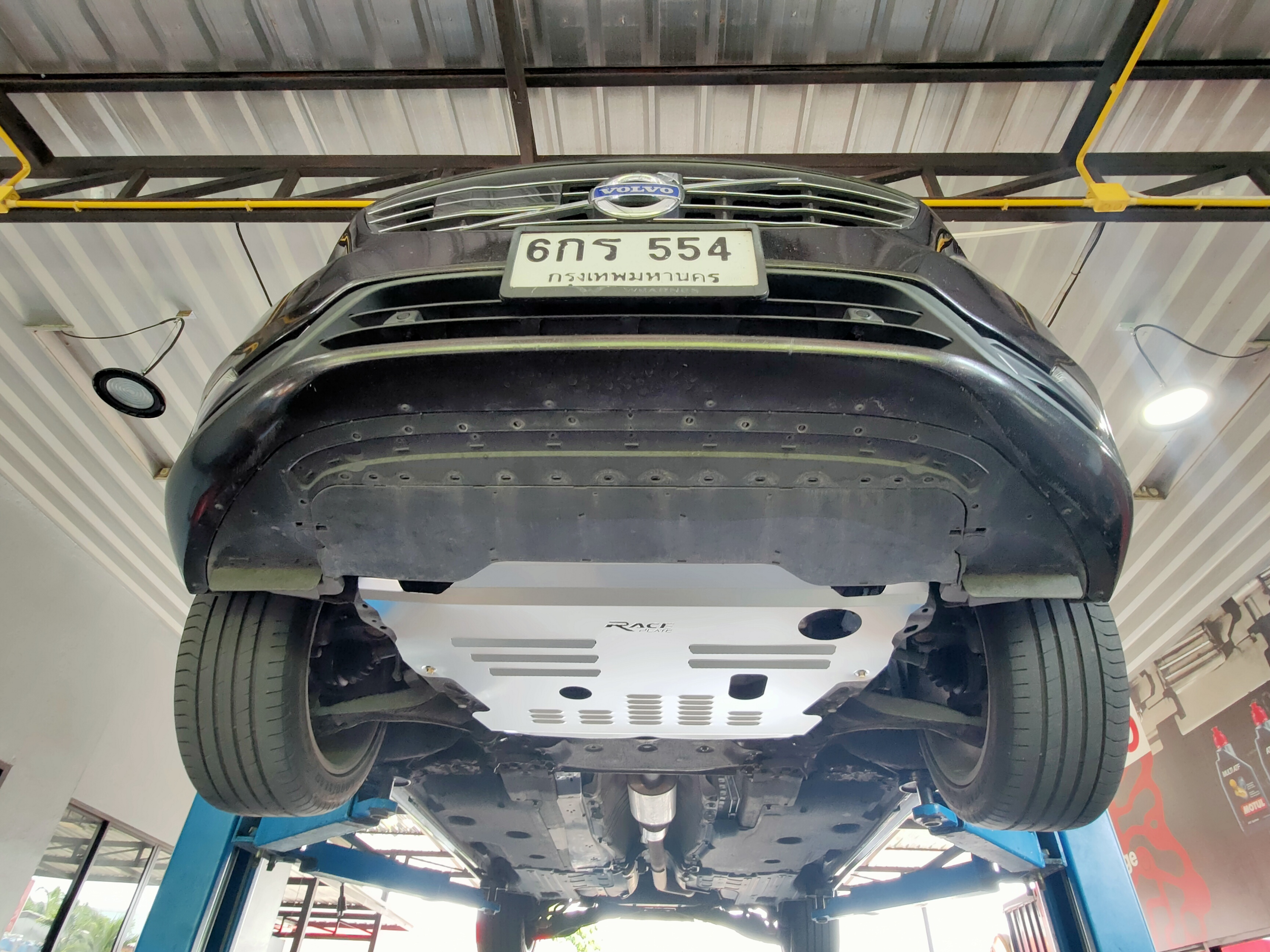 แผ่นปิดใต้ห้องเครื่องอลูมิเนียม Volvo V60 ,Volvo Xc60 Raceplate_Undertray