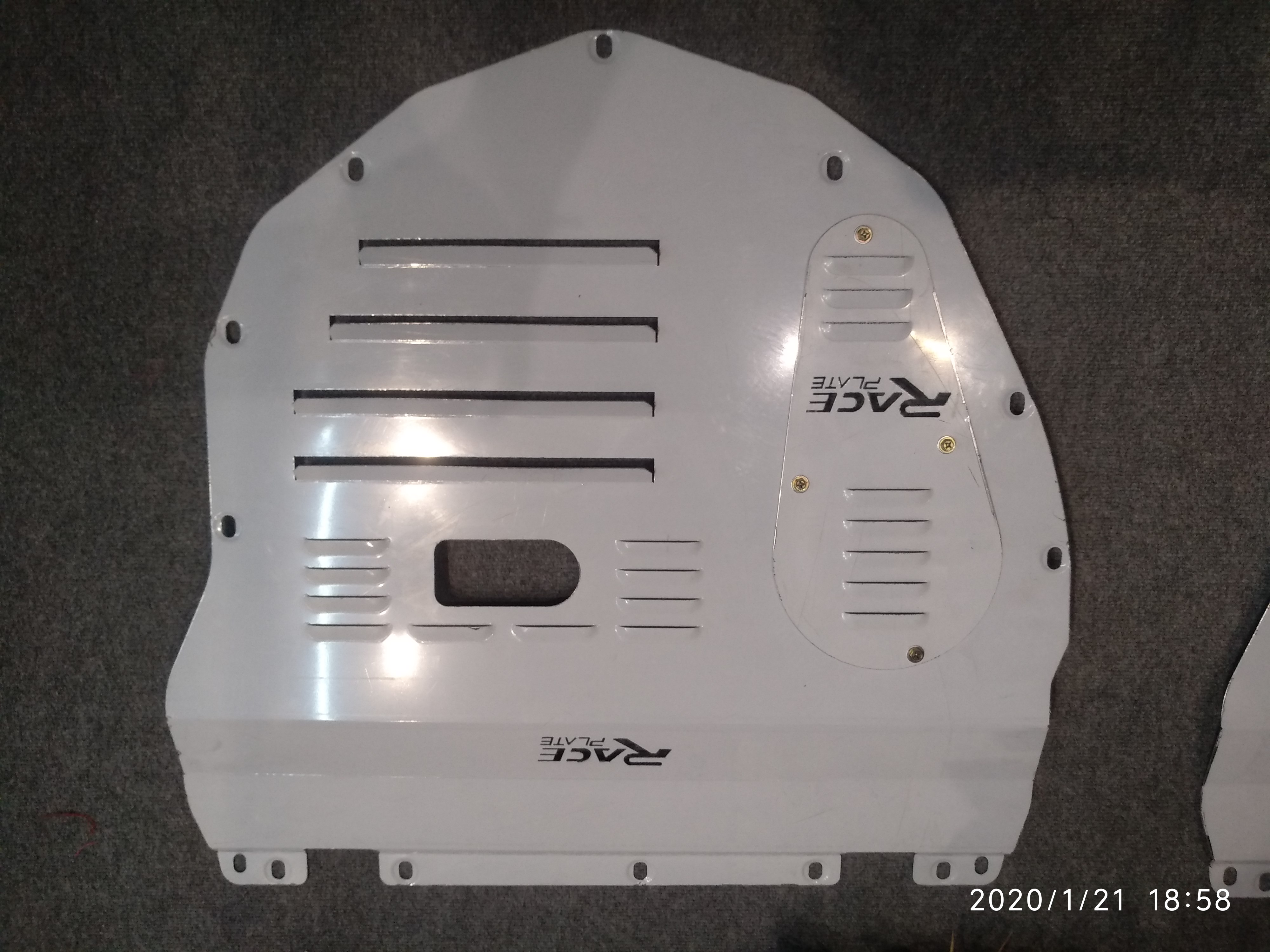 แผ่นปิดใต้ห้องเครื่องอลูมิเนียม Honda CRV 2018-2020 Raceplate_Undertray