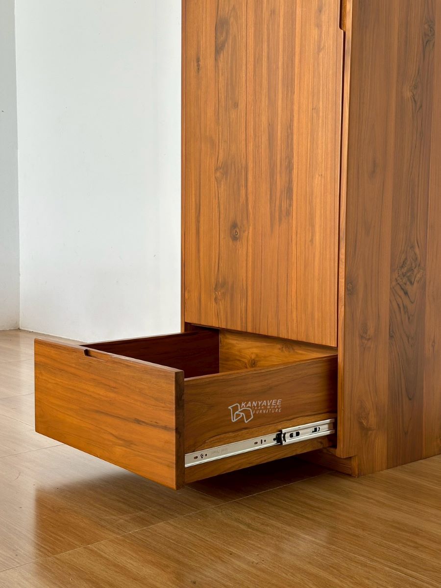 ตู้เสื้อผ้าไม้สัก สีสักด้าน