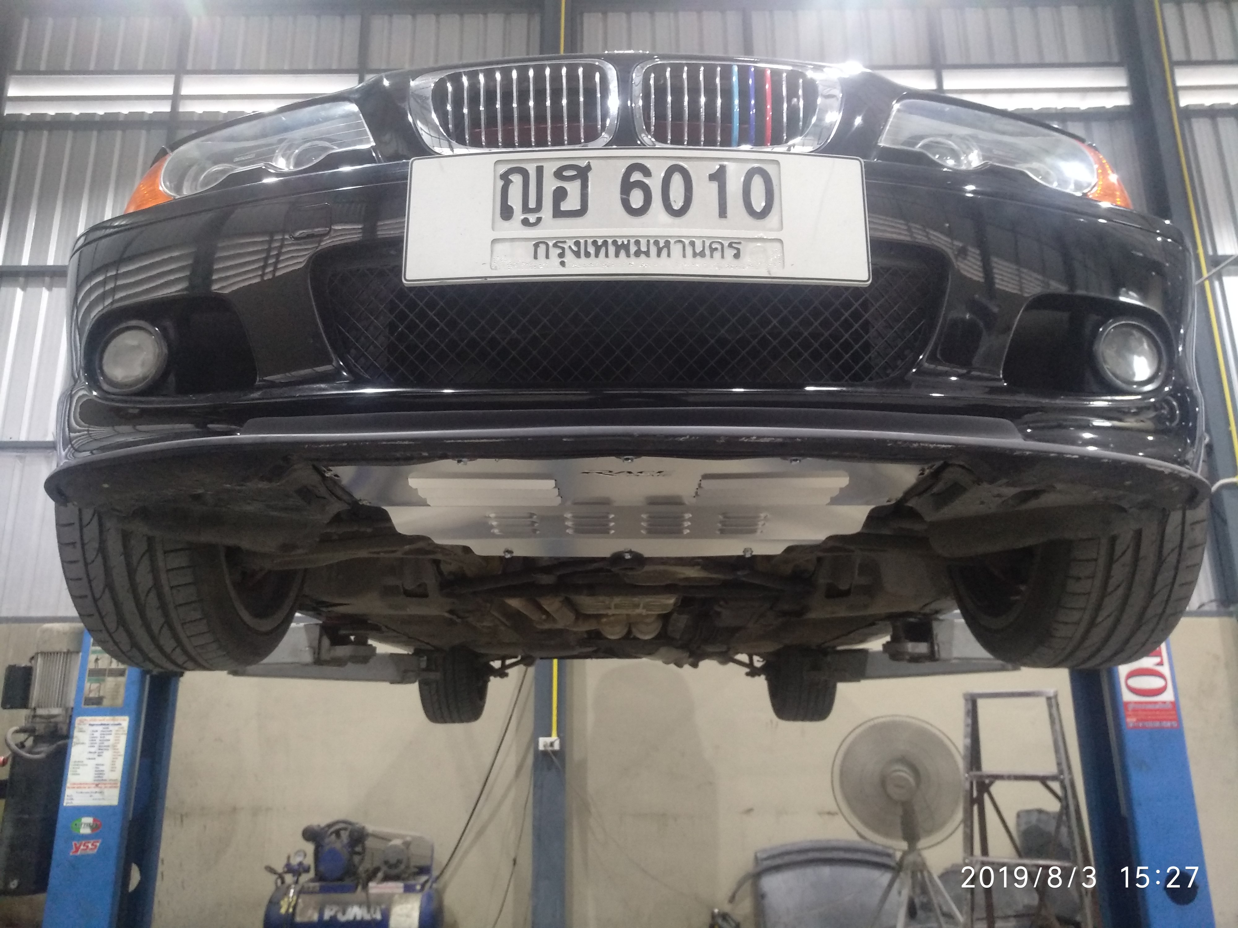 แผ่นปิดใต้ห้องเครื่องอลูมิเนียม BMW E46 Raceplate_Undertray