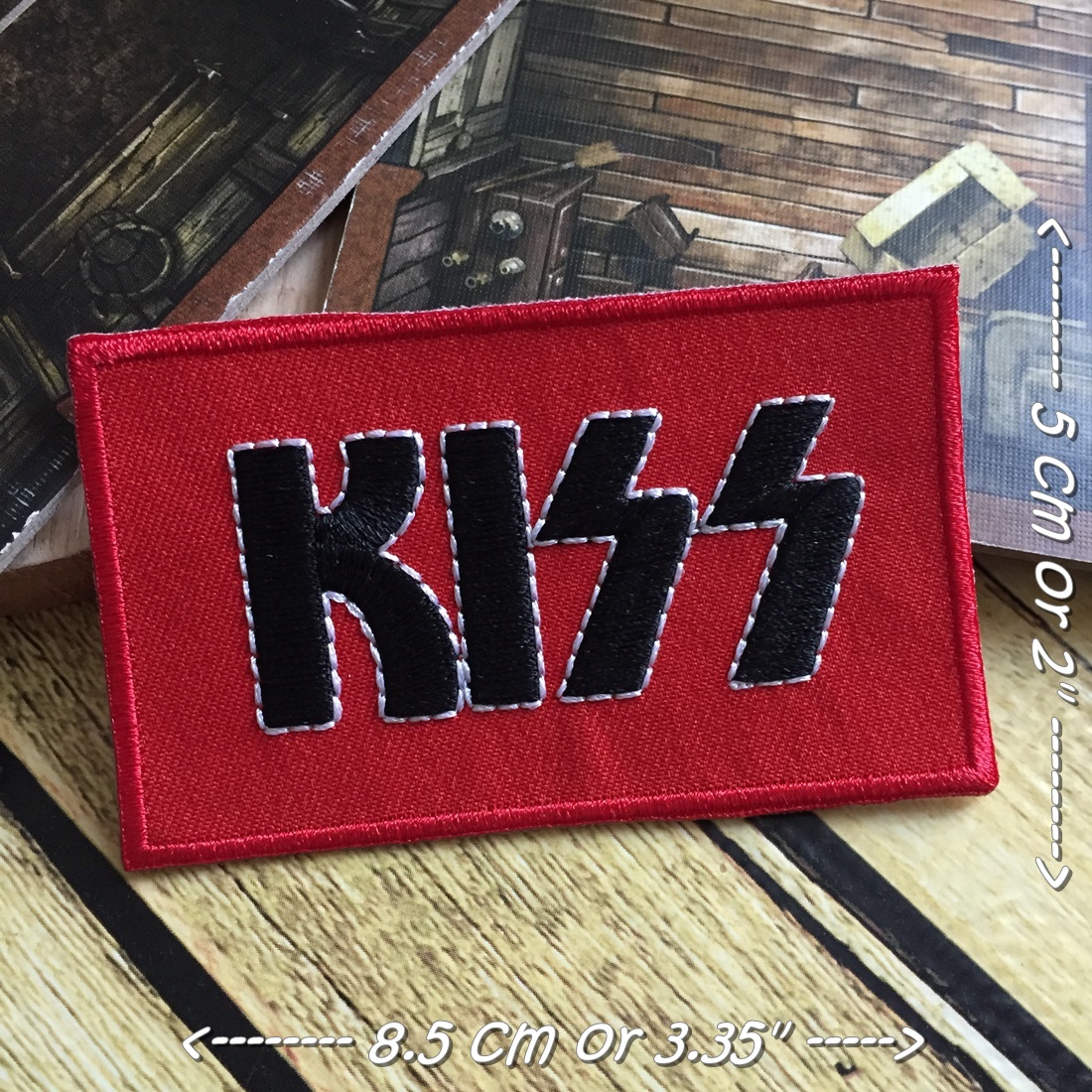 Kiss วงดนตรี ร็อค เฮฟวี่เมทัล พังค์ ตัวรีดแบบปัก อาร์มปัก ตัวรีดติดเสื้อ ตัวรีด ติดกระเป๋า ติดหมวก ติดแจ๊คเก็ต Rock Iron on Embroidered Patch